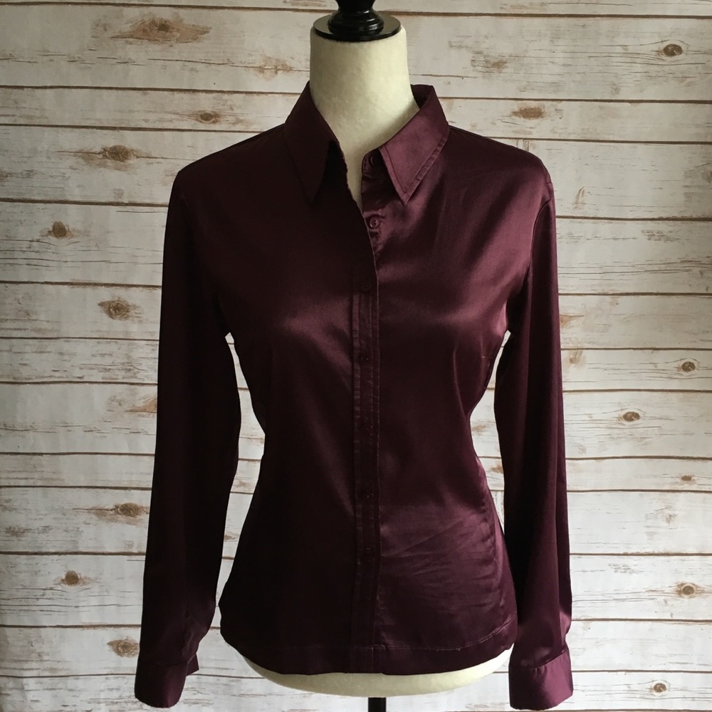 Elegant Women's Burgundy Blouse